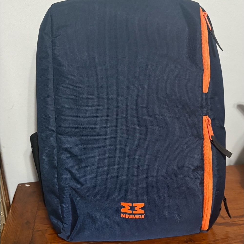 NEW MiniMeis Child Carrier and Backpack